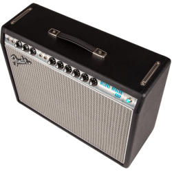 FENDER '68 CUSTOM DELUXE REVERB POJAČALO