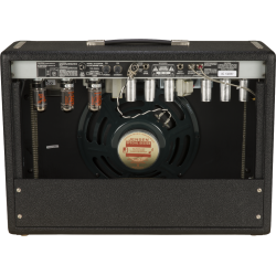 FENDER '64 CUSTOM DELUXE REVERB POJAČALO