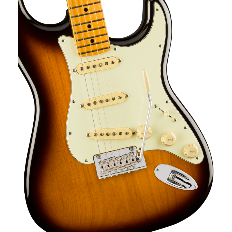 FENDER AMERICAN PRO II STRATOCASTER MN 2TS GITARA ELEKTRIČNA