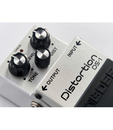 BOSS DS-1WH Distortion Limited Edition PEDALA EFEKT