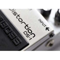 BOSS DS-1WH Distortion Limited Edition PEDALA EFEKT